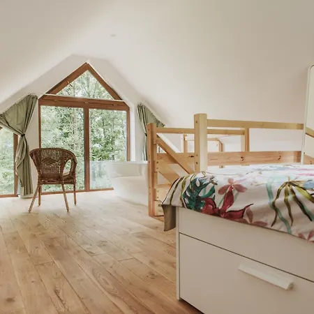 Rogate Semesterbostad Zasan