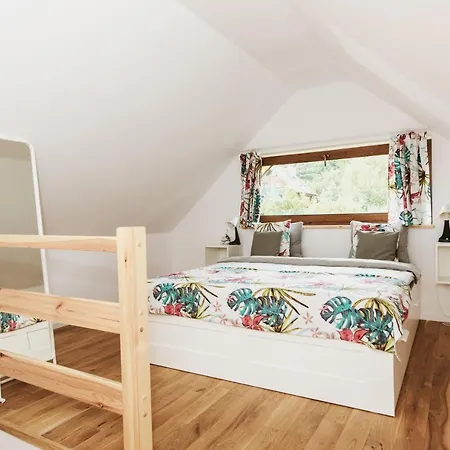 Semesterbostad Rogate